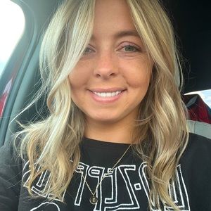 Meet your Posher, Natasha